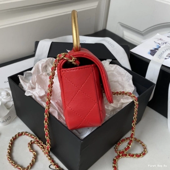 First Bag Ru BAG CHANEL HANDLE 0821